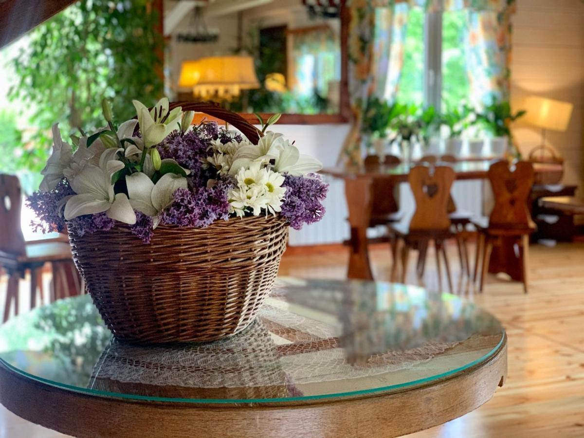 Karczma Lesniczanka Bed & Breakfast Wielbark Dış mekan fotoğraf